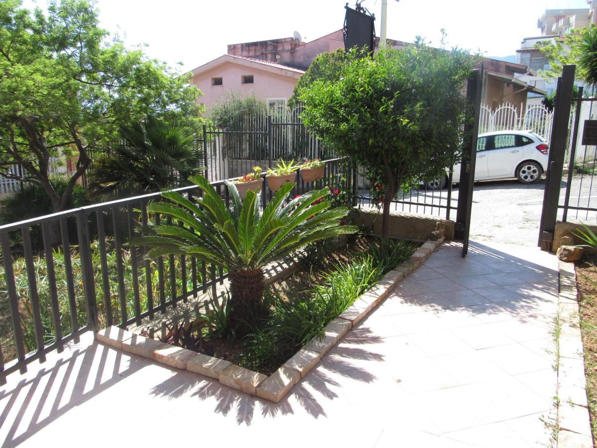 La Cycas Trabia Exterior foto